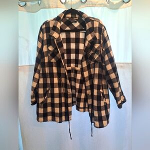Torrid Black and White Plaid Shacket Size 3